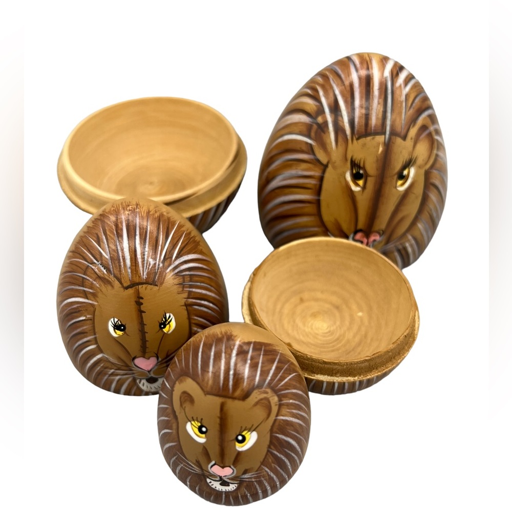 Vintage Lion Folk Art 3 Piece Russian Matryoshka Nesting Dolls Wood Figures 4"